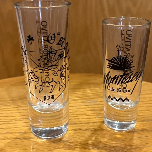 Lot of 2 Suaza Shot Glasses Conmemorativo Natural Gold Tequila Clear VNTG - Picture 3 of 14